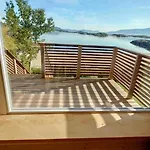 Bathuset 69nord 게스트하우스 Sommarøy