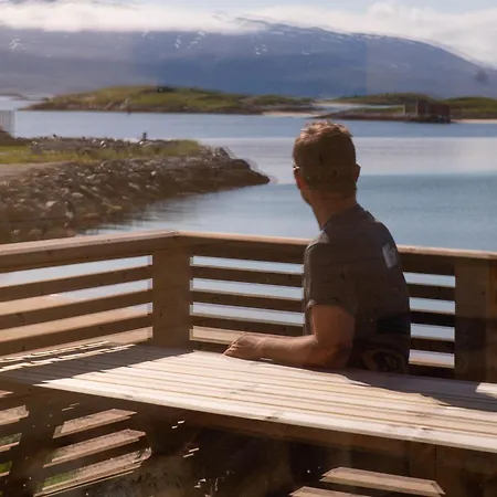 Båthuset 69nord Gæstehus