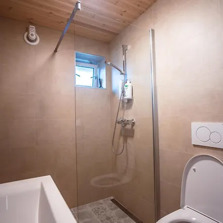 Gæstehus Båthuset 69nord *