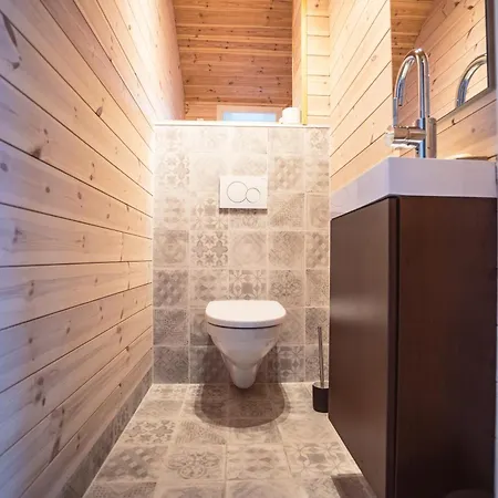 Bathuset 69nord Gasthuis Sommarøy